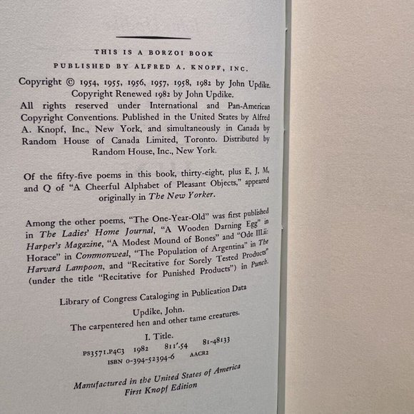 THE CARPENTERED HEN poems by John Updike - 1st Knopf 1982 HCDJ - VF+ poetry Book - Picture 3 of 4